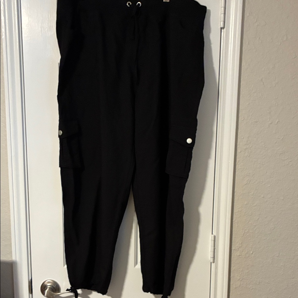 Ladies Black Cargo Pants